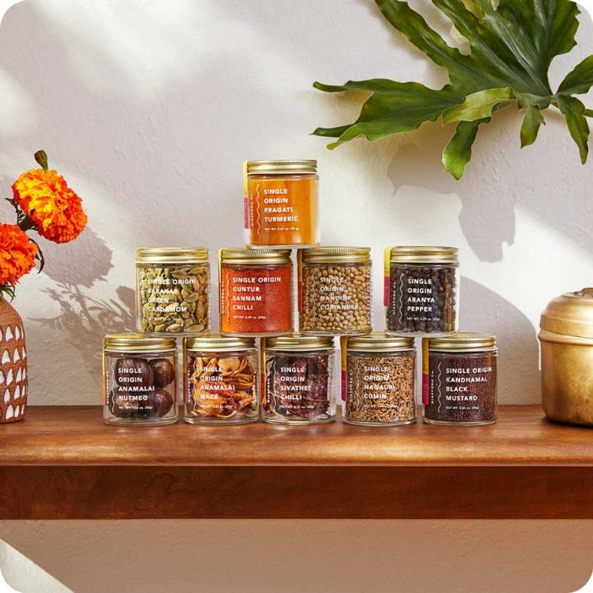 diaspora-co-spices-stacked-jars
